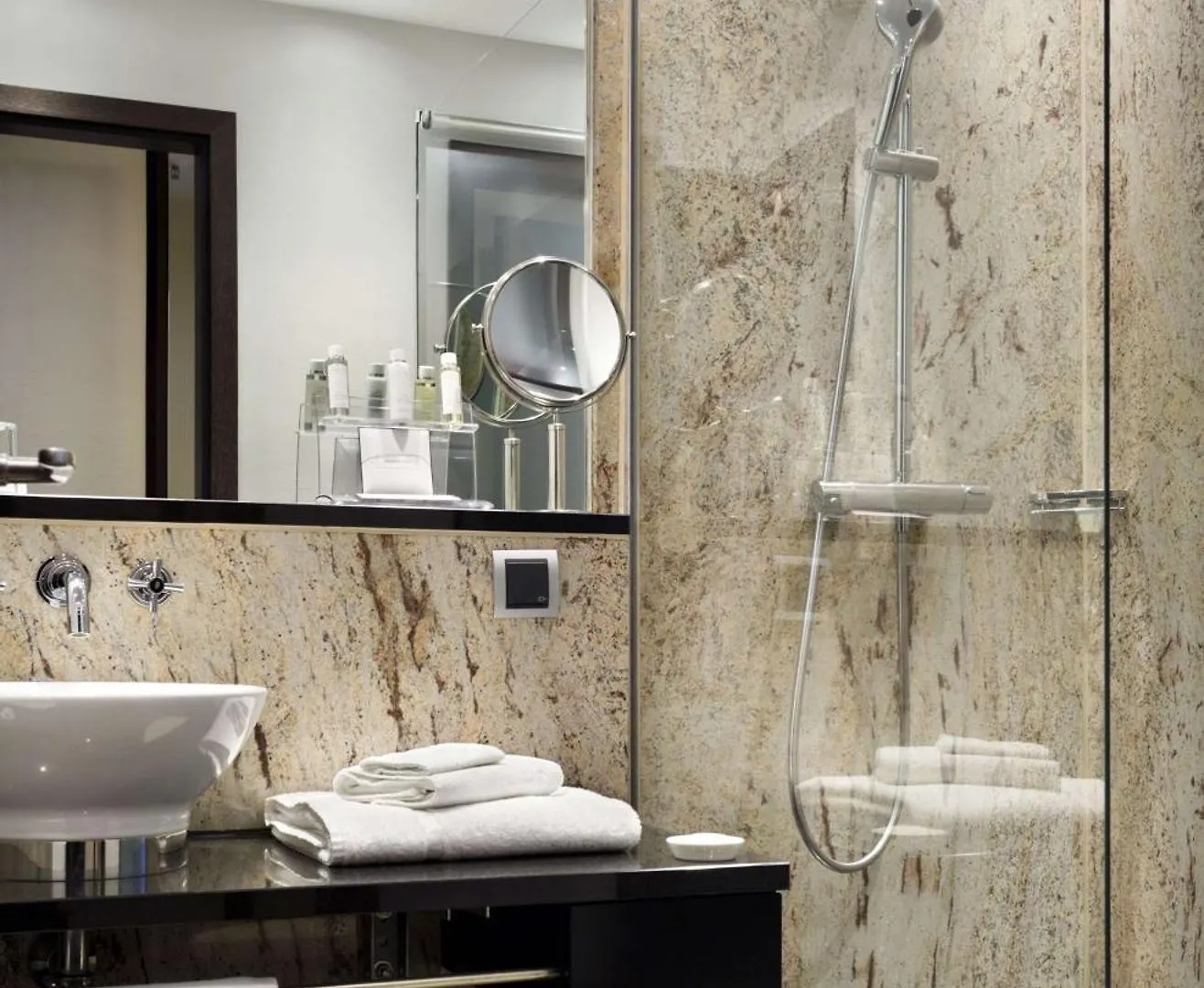 Metropolitan Hotel By Flemings Frankfurt am Main 4*,